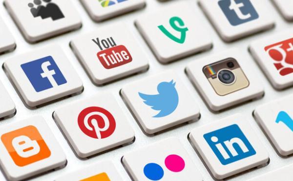 تور ارزان استرالیا: استرالیا شبکه های اجتماعی را مسئول محتوای افتراآمیز می داند