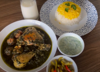 طرز تهیه خورش آلو اسفناج مجلسی با مرغ، غذایی سالم و مجلسی